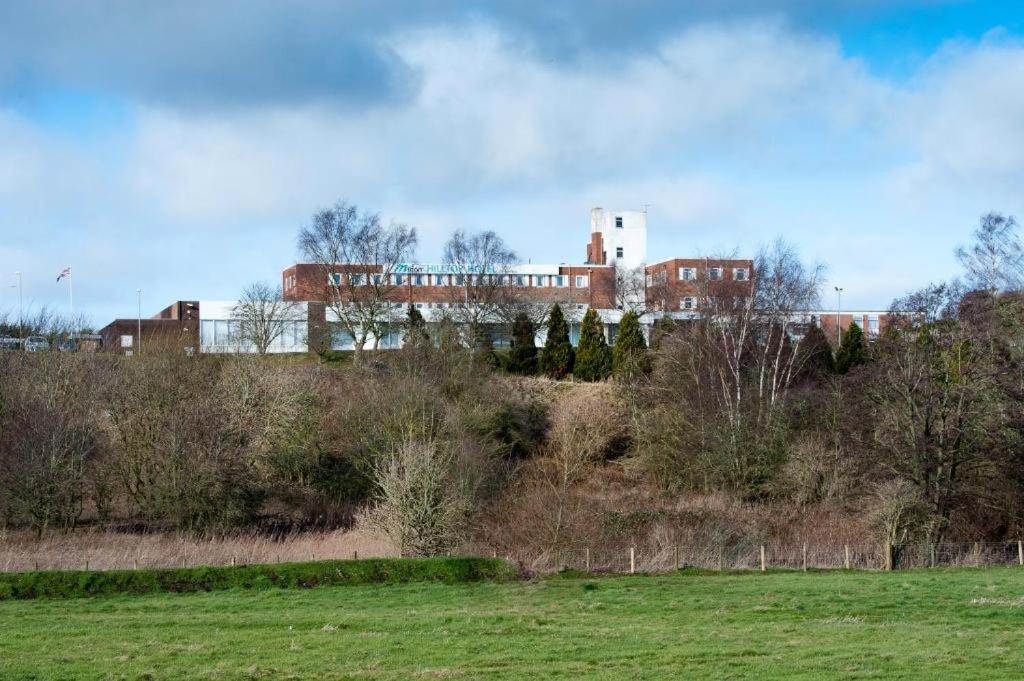 Ox Hotel Carlisle Carlisle  Bagian luar foto